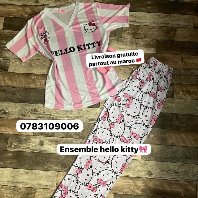 ensemble hello kitty